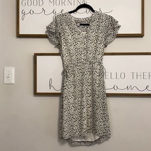 H&M dress size XXS fits like a 2